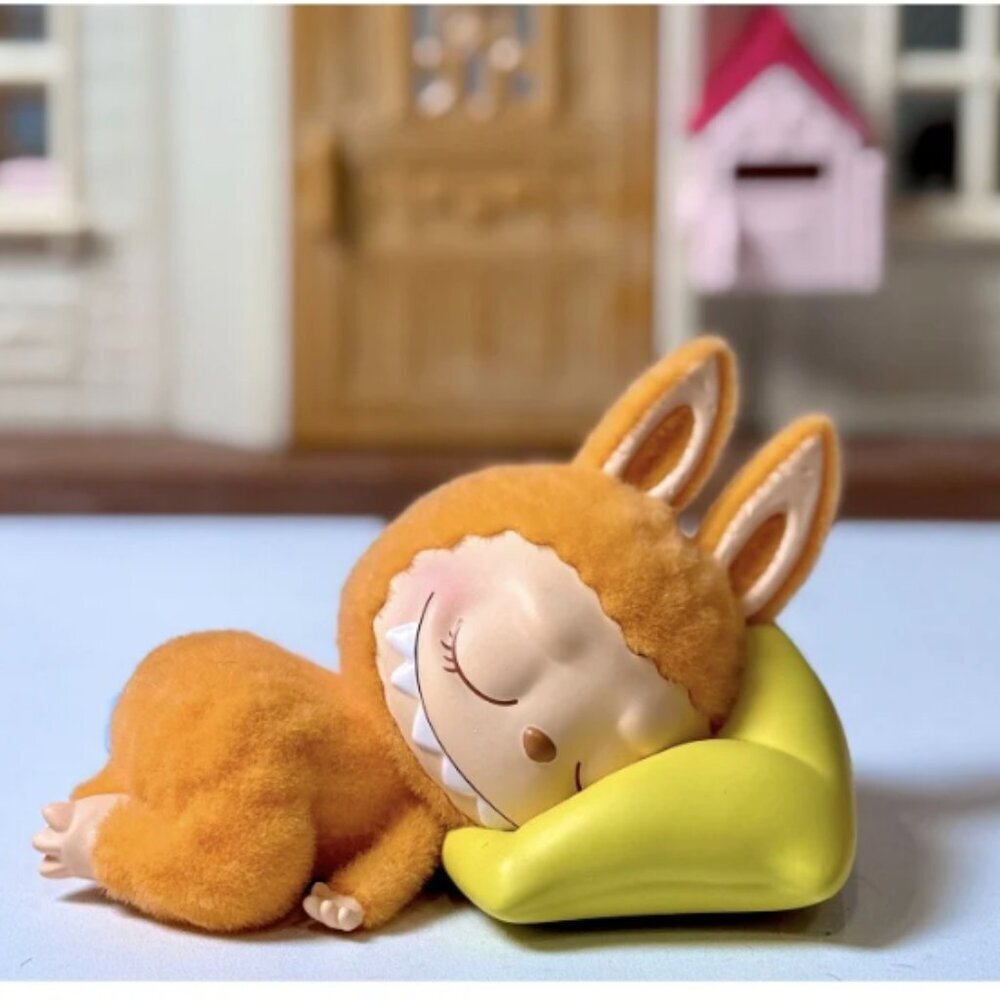 THE MONSTERS 1:00 A.M. Series Figures "Sweet Dream Time" - Picture 2 of 9